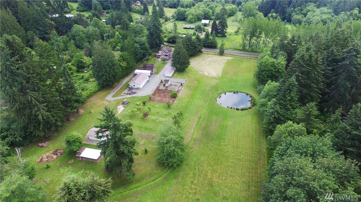 Property Photo:  13710 SW 220th St  WA 98070 