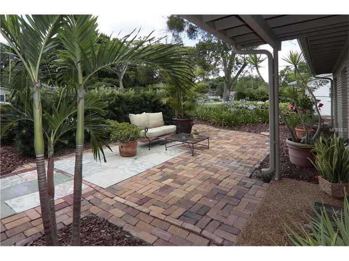 Property Photo:  101 Whitecaps Circle  FL 32751 