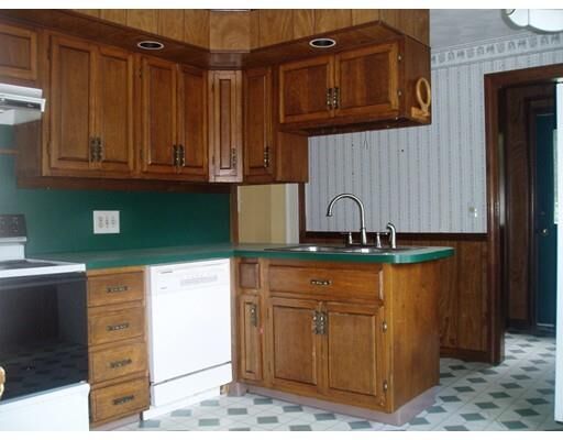Property Photo: 101 Larkspur St MA 01108