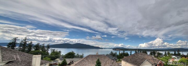 Property Photo:  3508 W 3rd St  WA 98221 