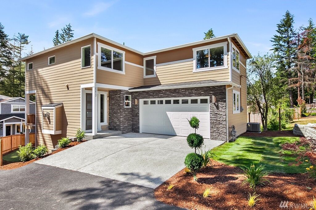 Property Photo:  23412 88th Ave W  WA 98026 