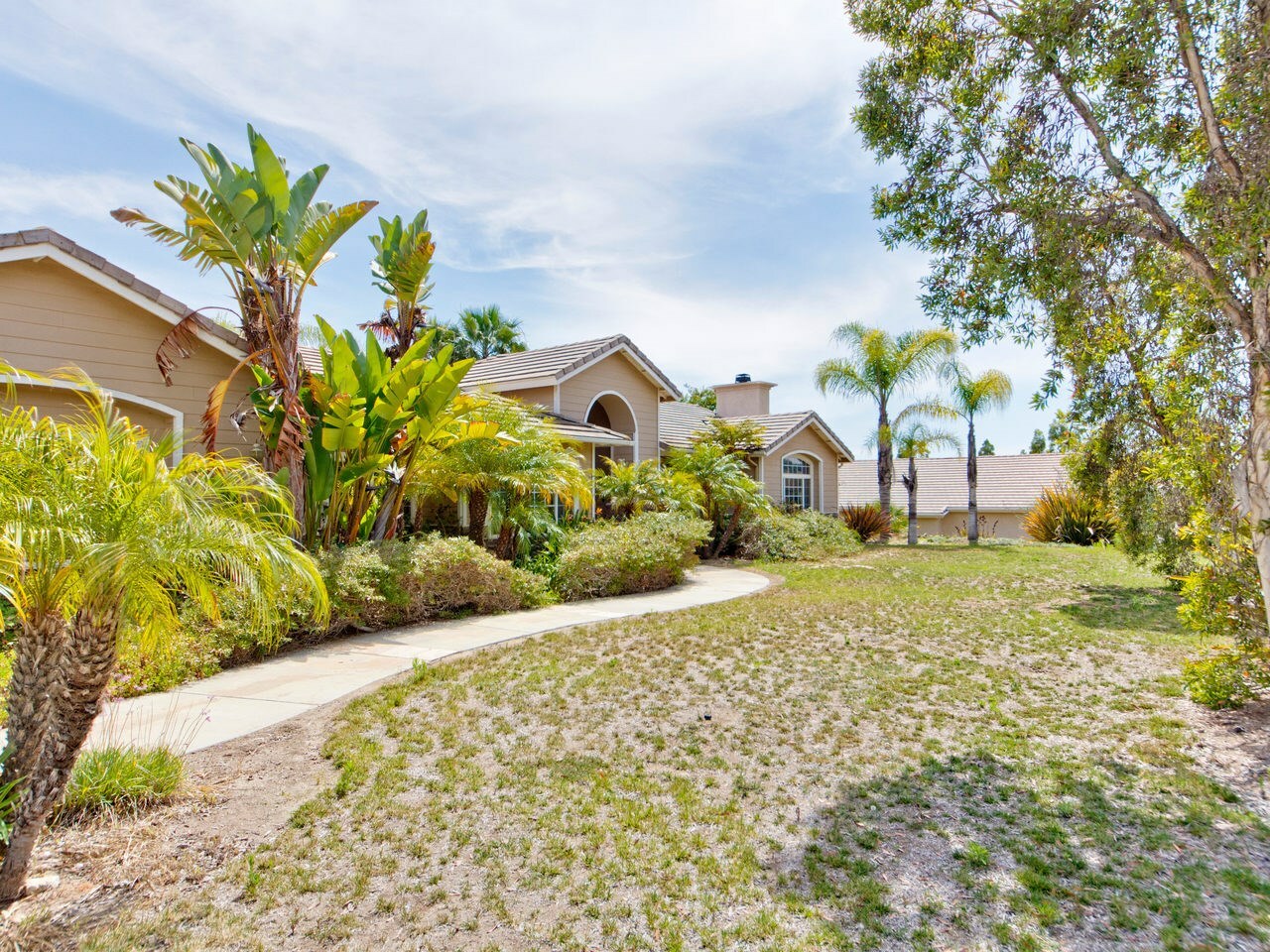 Property Photo:  30481 Crescent Moon Drive  CA 92082 