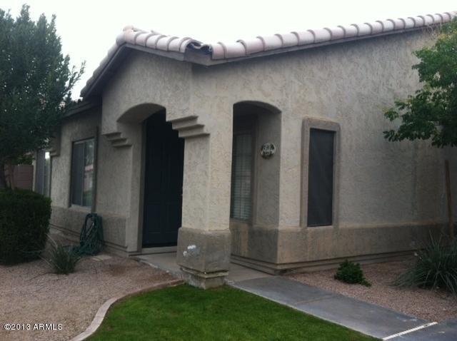 Property Photo: 2593 E Riviera Drive AZ 85249