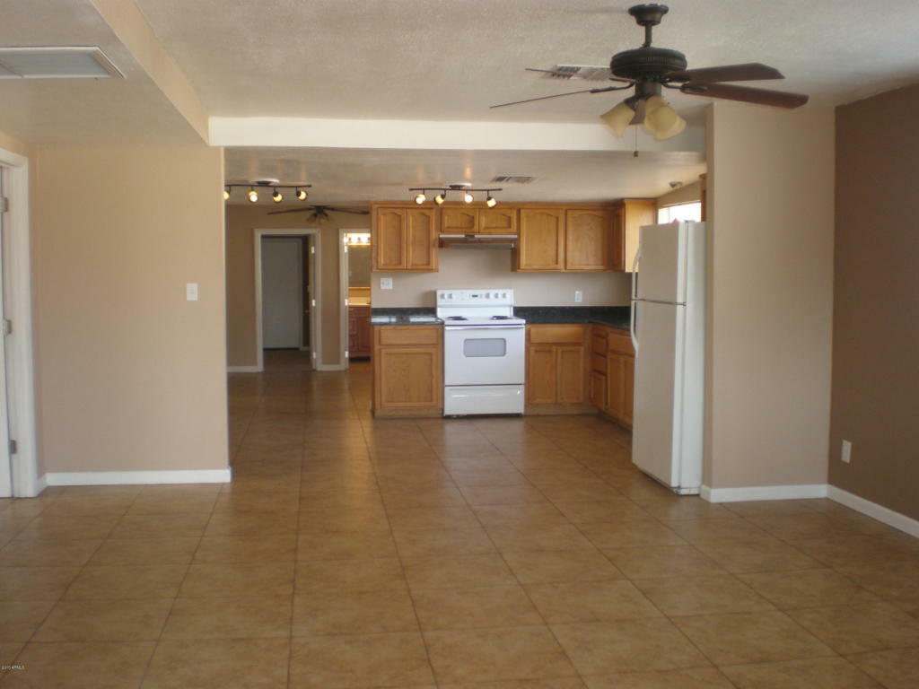 Property Photo:  1032 S George Drive  AZ 85288 