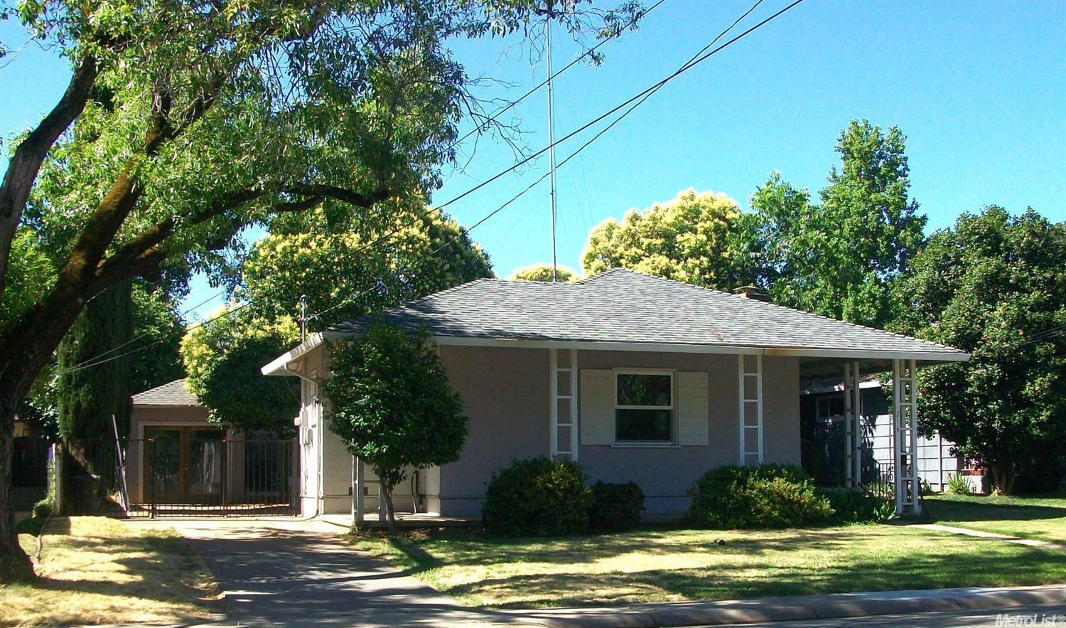 Property Photo:  216 Fulweiler Avenue  CA 95603 