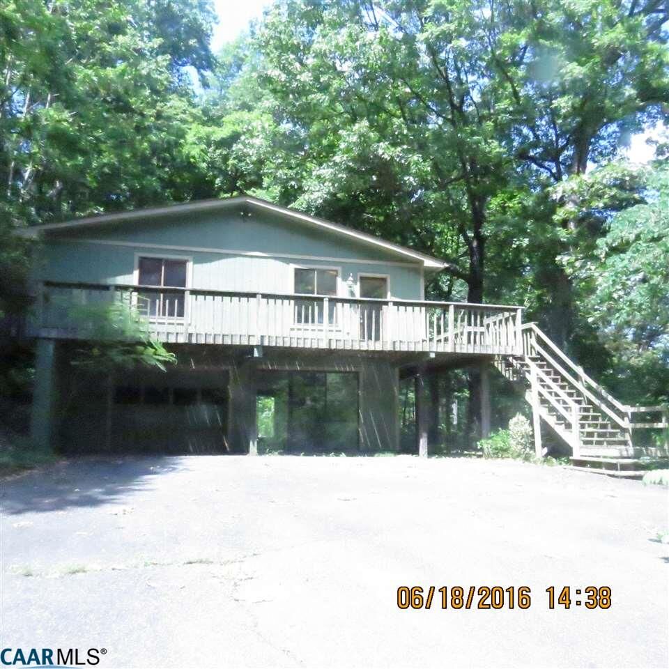 Property Photo:  205 Farmview Rd  VA 22973 