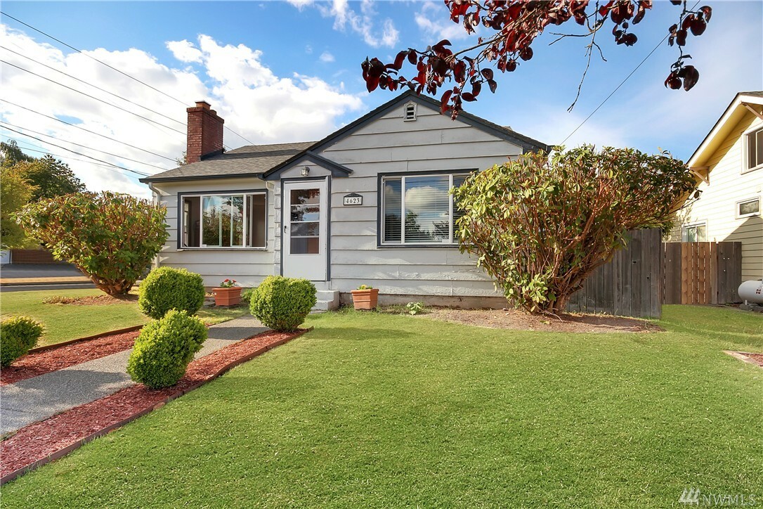 Property Photo: 4623 N 12th St WA 98406