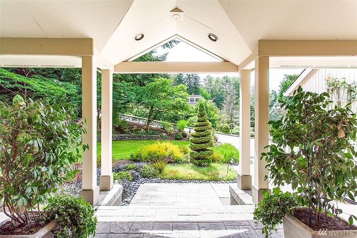 Property Photo:  4634 146th Place SE  WA 98006 