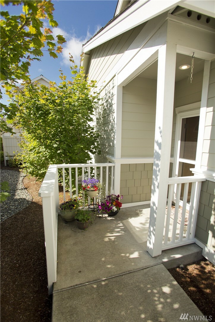 Property Photo:  4636 Coast Wy  WA 98226 