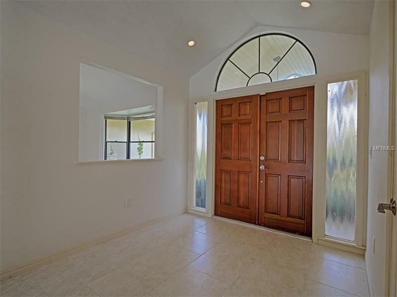 Property Photo:  14112 Kensington Oak Place  FL 33774 