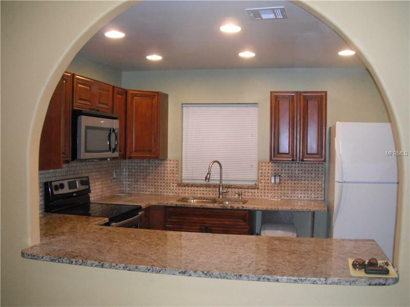 Property Photo:  3054 Suwannee Court  FL 32703 