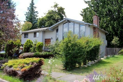 Property Photo:  27105 46th Ave S  WA 98032 