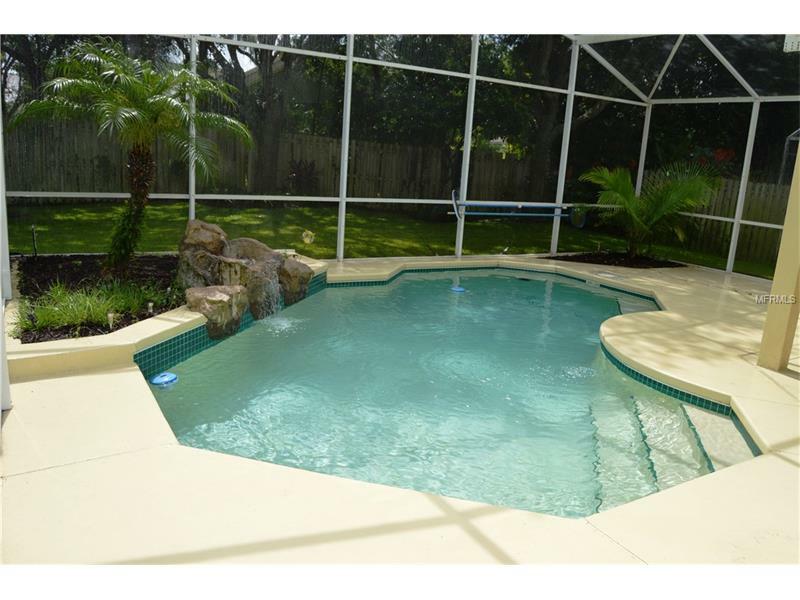 Property Photo:  553 Eastbridge Drive  FL 32765 