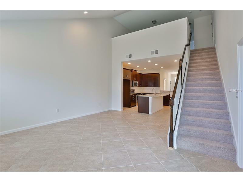 Property Photo: 11910 Meadowgate Place FL 34211