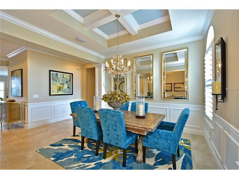 Property Photo: 16805 1st Avenue E FL 34212