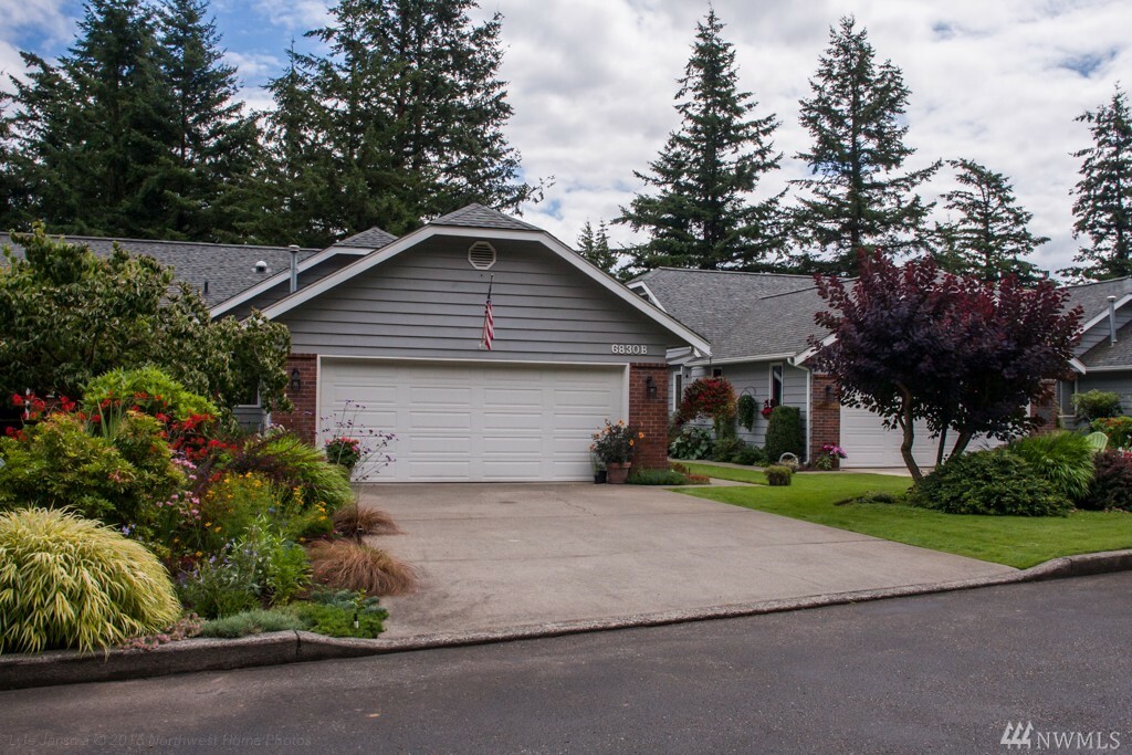 Property Photo:  6830 Golf View Dr B  WA 98264 