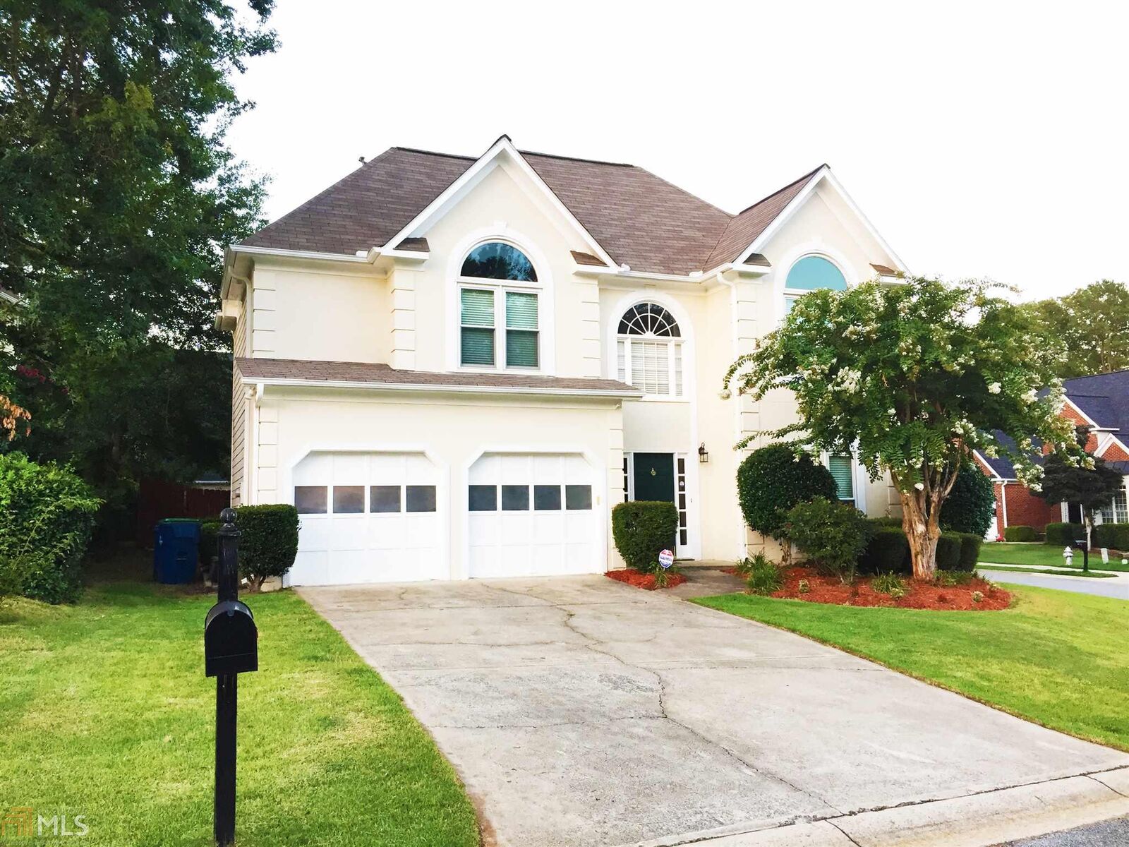 Property Photo: 1061 Swaying Pines Trace GA 30066