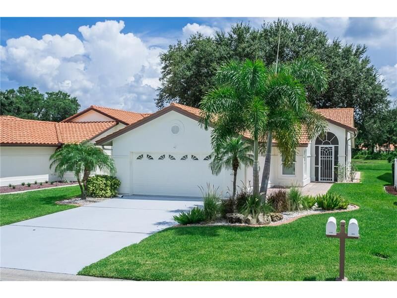 Property Photo:  4948 Tamarack Trail  FL 34293 