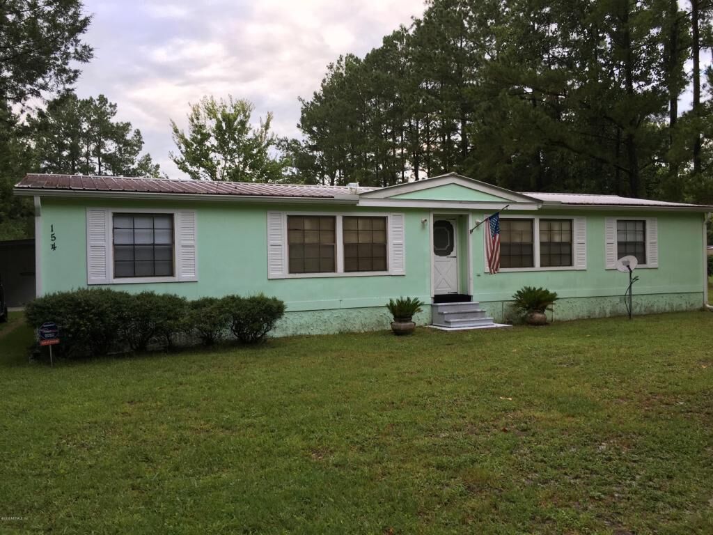 Property Photo: 154 Pine Tree Road FL 32131