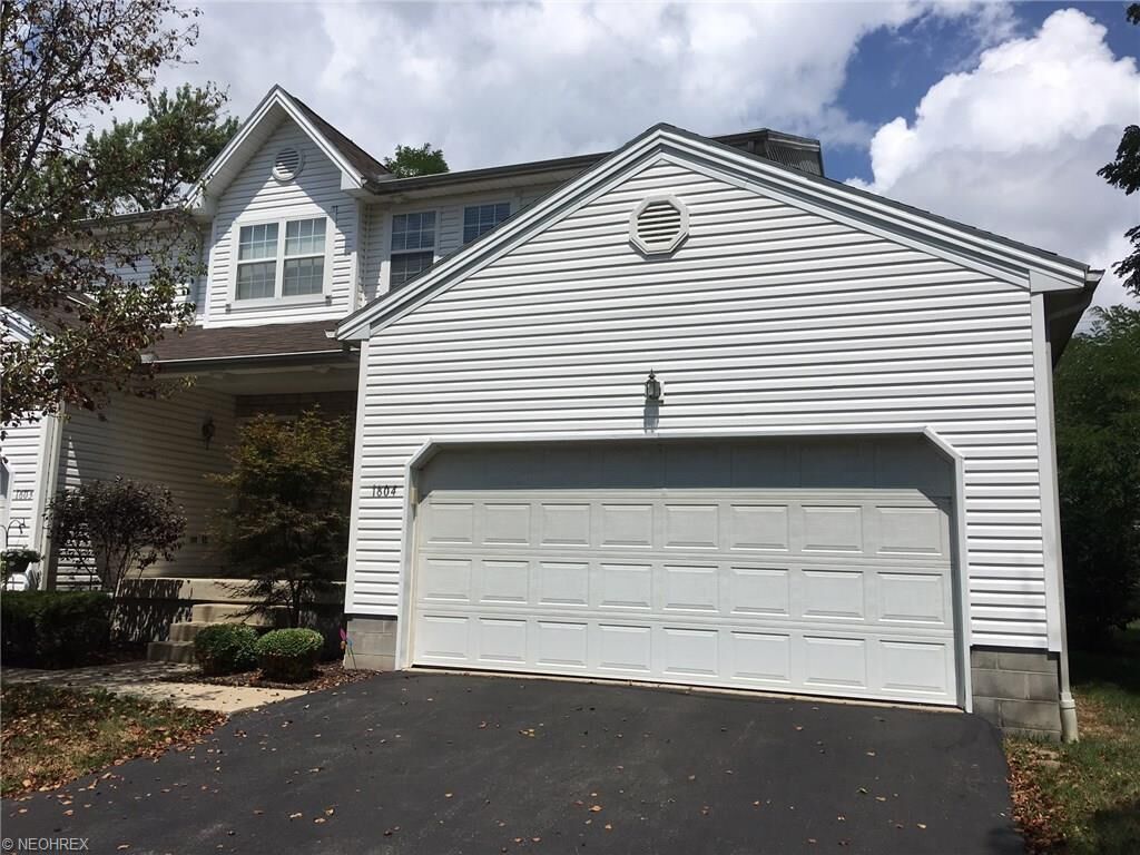 Property Photo: 601 E Western Reserve Road 1804 OH 44514