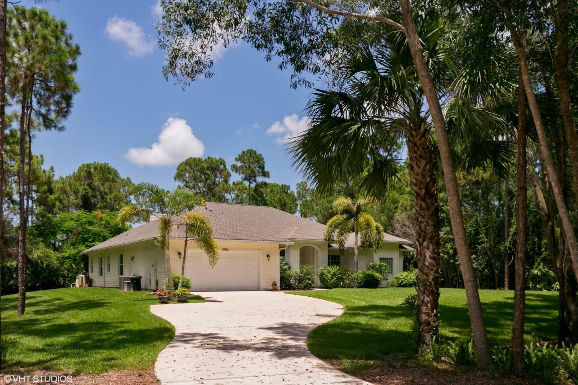 Property Photo:  10911 N Dogwood Trail  FL 33478 