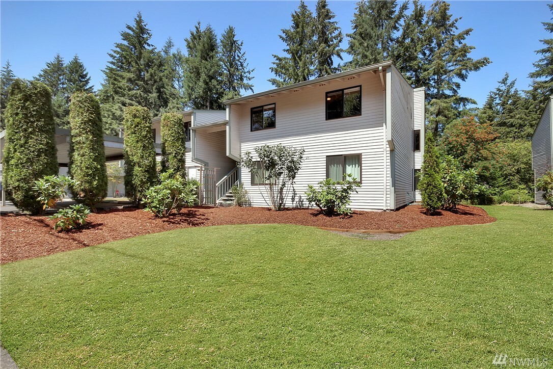 Property Photo: 9721 Bristonwood Drive W 11-D WA 98467