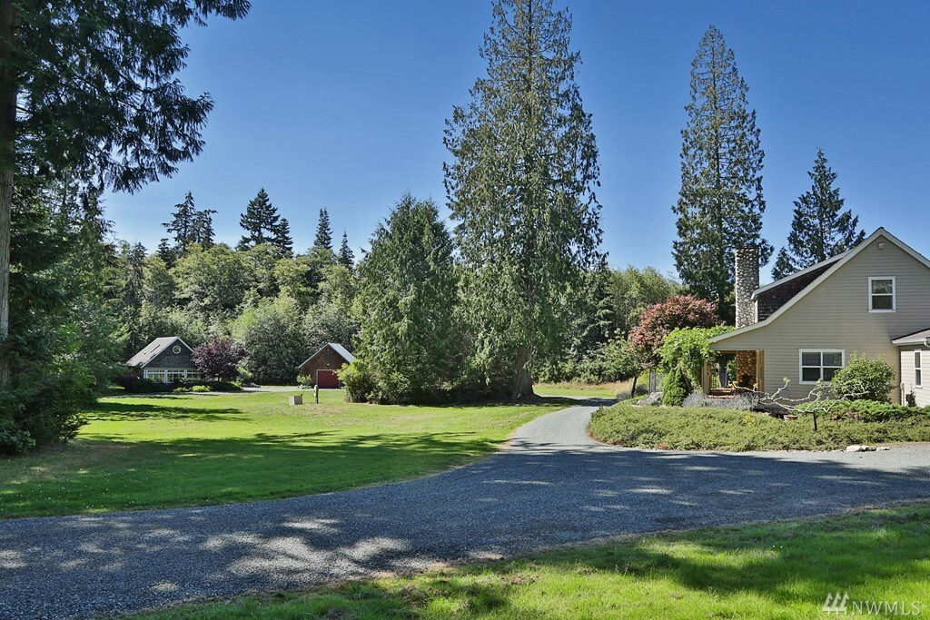Property Photo: 1969 Ashley Lp WA 98260