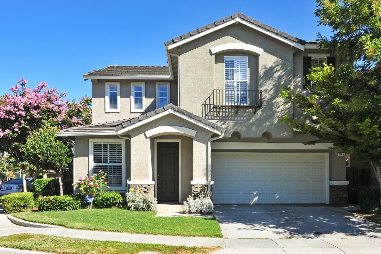 Property Photo: 947 Desmet Way CA 95125