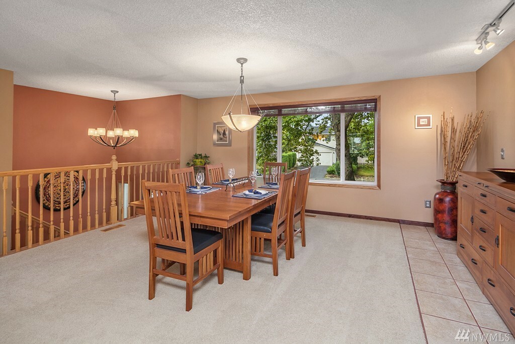 Property Photo: 11202 SE 235th St WA 98031
