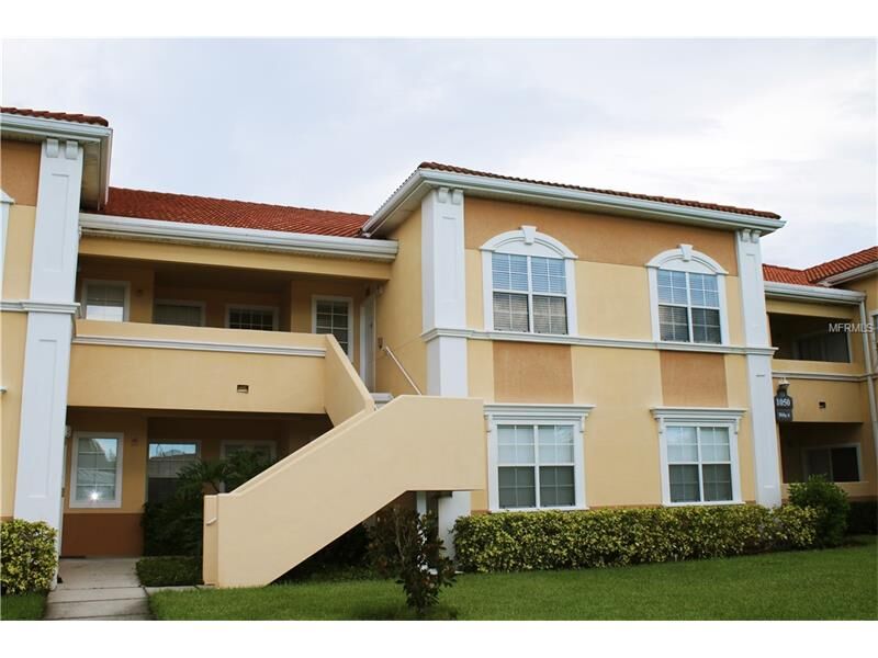 Property Photo:  1050 Villagio Circle 203  FL 34237 