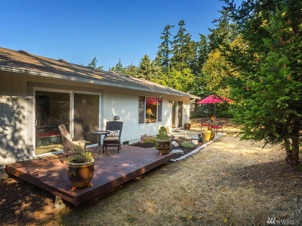 Property Photo: 2507 Shannon Point Rd WA 98221