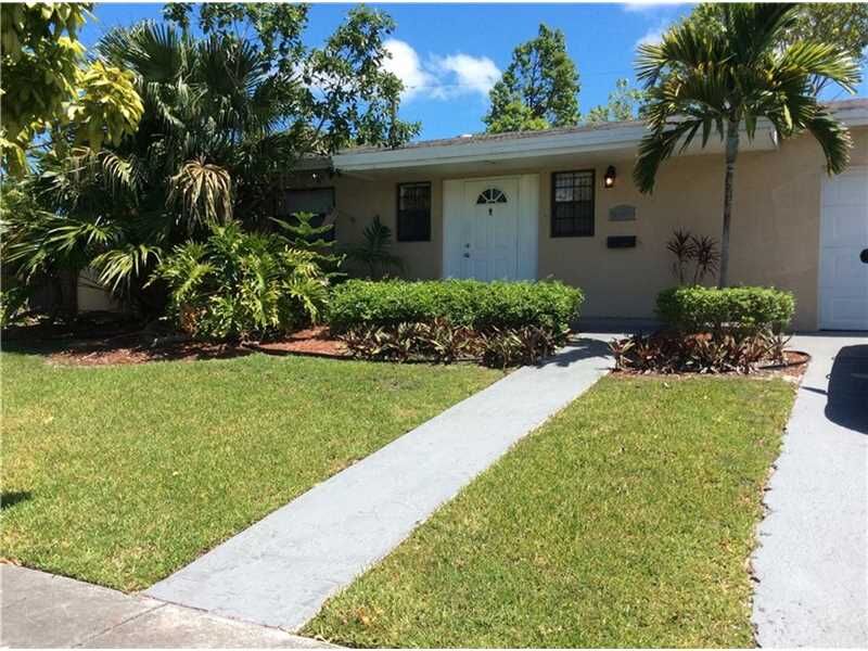 Property Photo:  10360 SW 200th Ter  FL 33189 