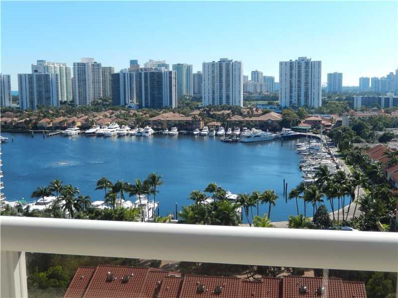 Property Photo: 3600 Yacht Club Dr 1404 FL 33180