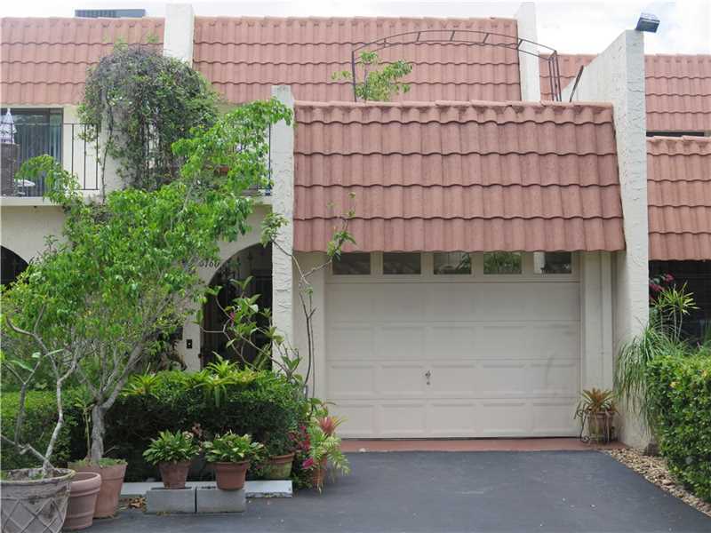 Property Photo:  6160 SW 90th Ct 1G  FL 33173 