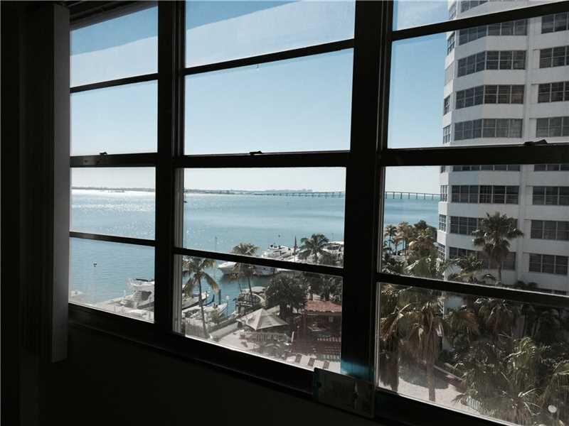 Property Photo:  801 Brickell Bay Dr 667  FL 33131 