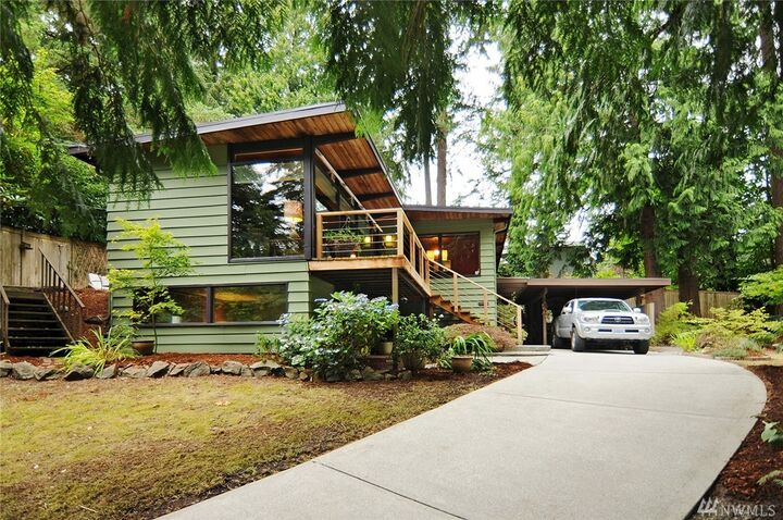 Property Photo: 18220 29th Place NE WA 98155