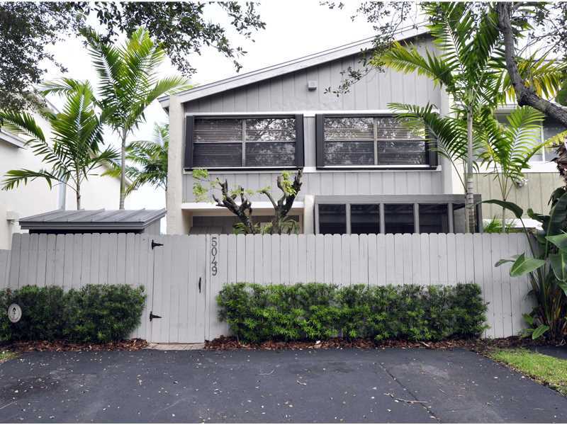Property Photo: 5049 SW 71 Pl 0 FL 33155
