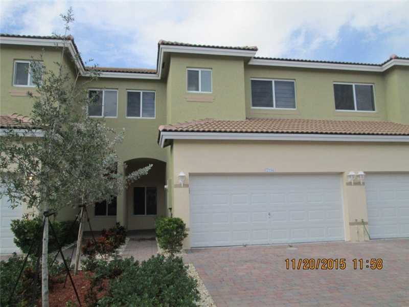 Property Photo: 2334 SE 16 Te 2334 FL 33035
