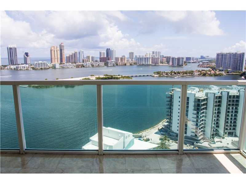 Property Photo: 3330 NE 190 St 2516 FL 33180