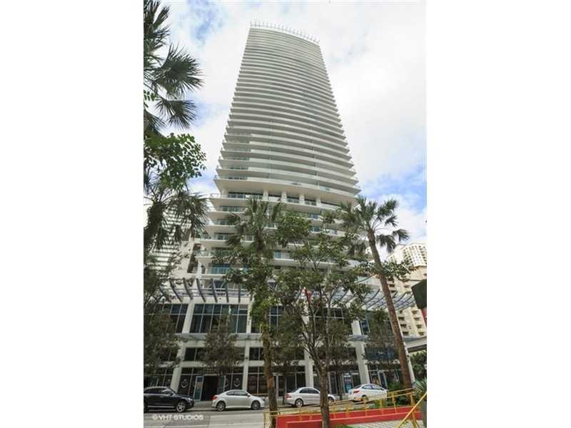 Property Photo:  1100 S Miami Ave 3001  FL 33130 