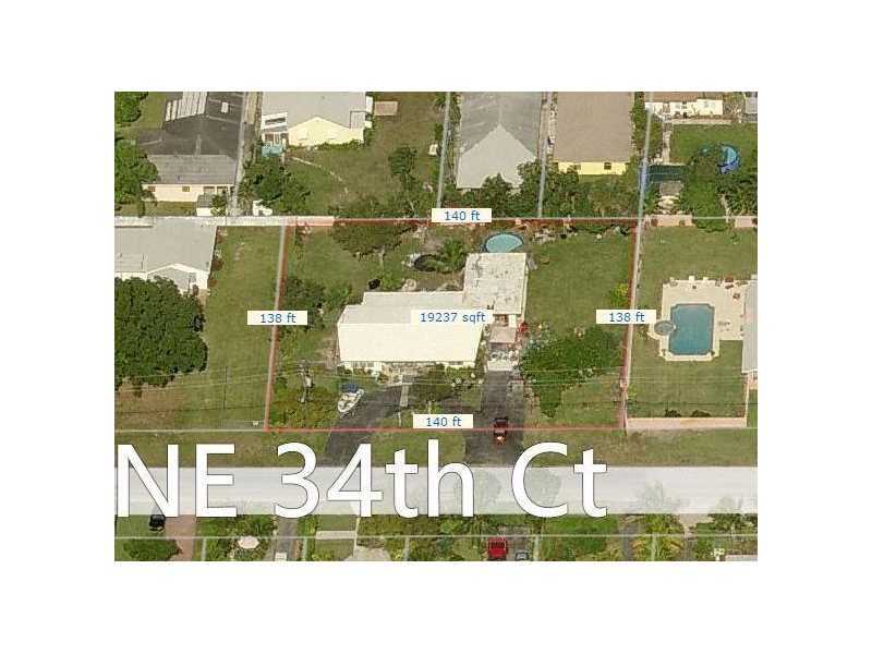 Property Photo:  935 NE 34th  Ct  FL 33334 