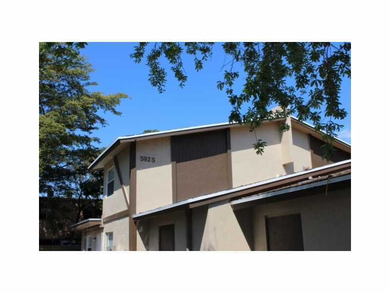 Property Photo: 5927 NW 23 St 1-3 FL 33313
