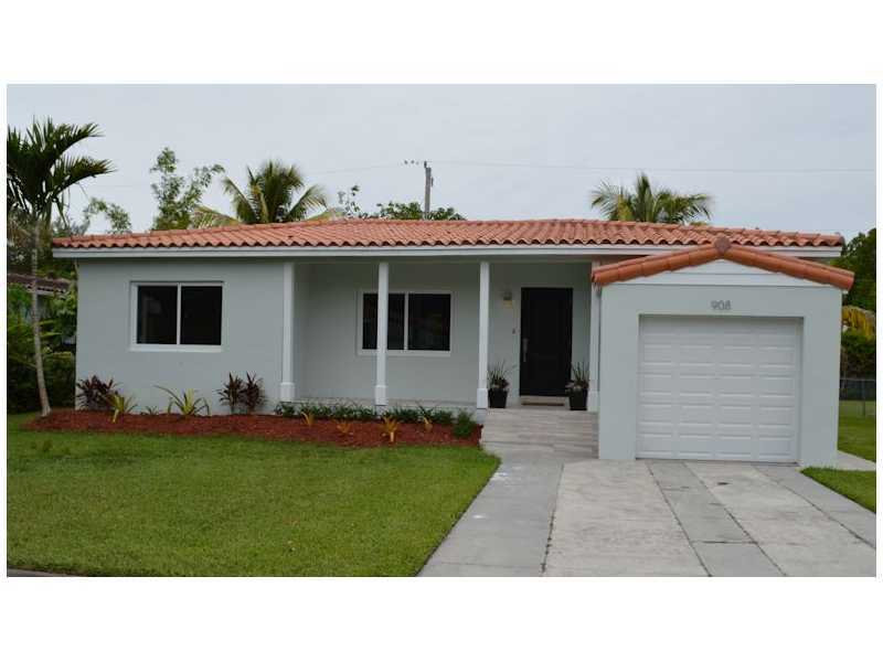 Property Photo:  908 Tangier St  FL 33134 