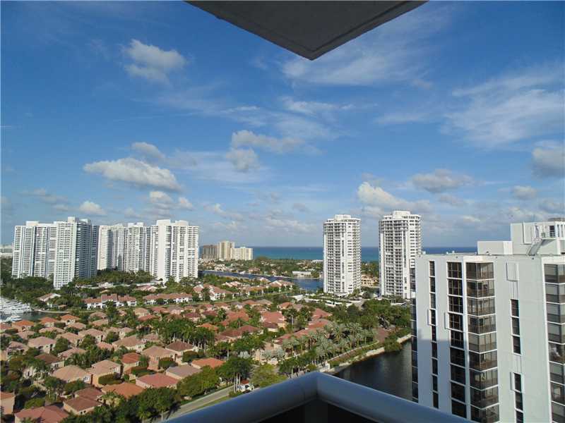 Property Photo:  3675 N Country Club Dr 2401  FL 33180 