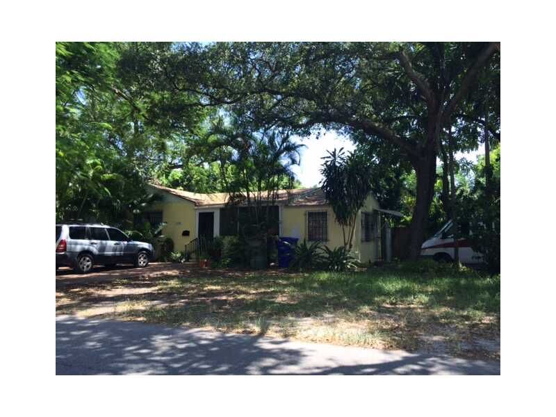 Property Photo: 3290 Shipping Av FL 33133