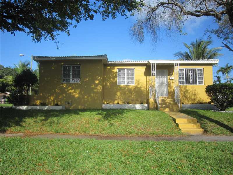 Property Photo:  15400 NE 10 Av  FL 33162 