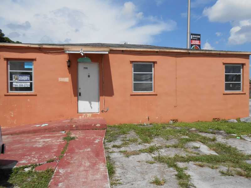 Property Photo: 791 E 23 St FL 33013