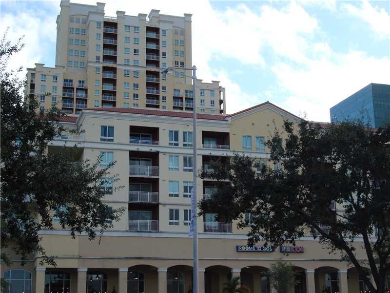 Property Photo: 7350 SW 89 St 305S FL 33156