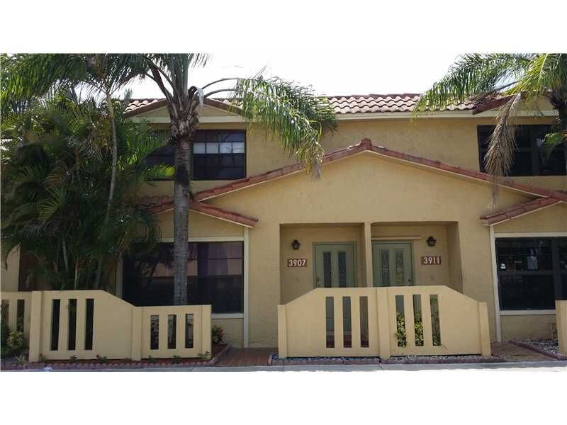 Property Photo:  3907 NW 94th Wy 3907  FL 33351 