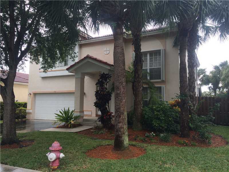 Property Photo:  150 Gables Bl  FL 33326 